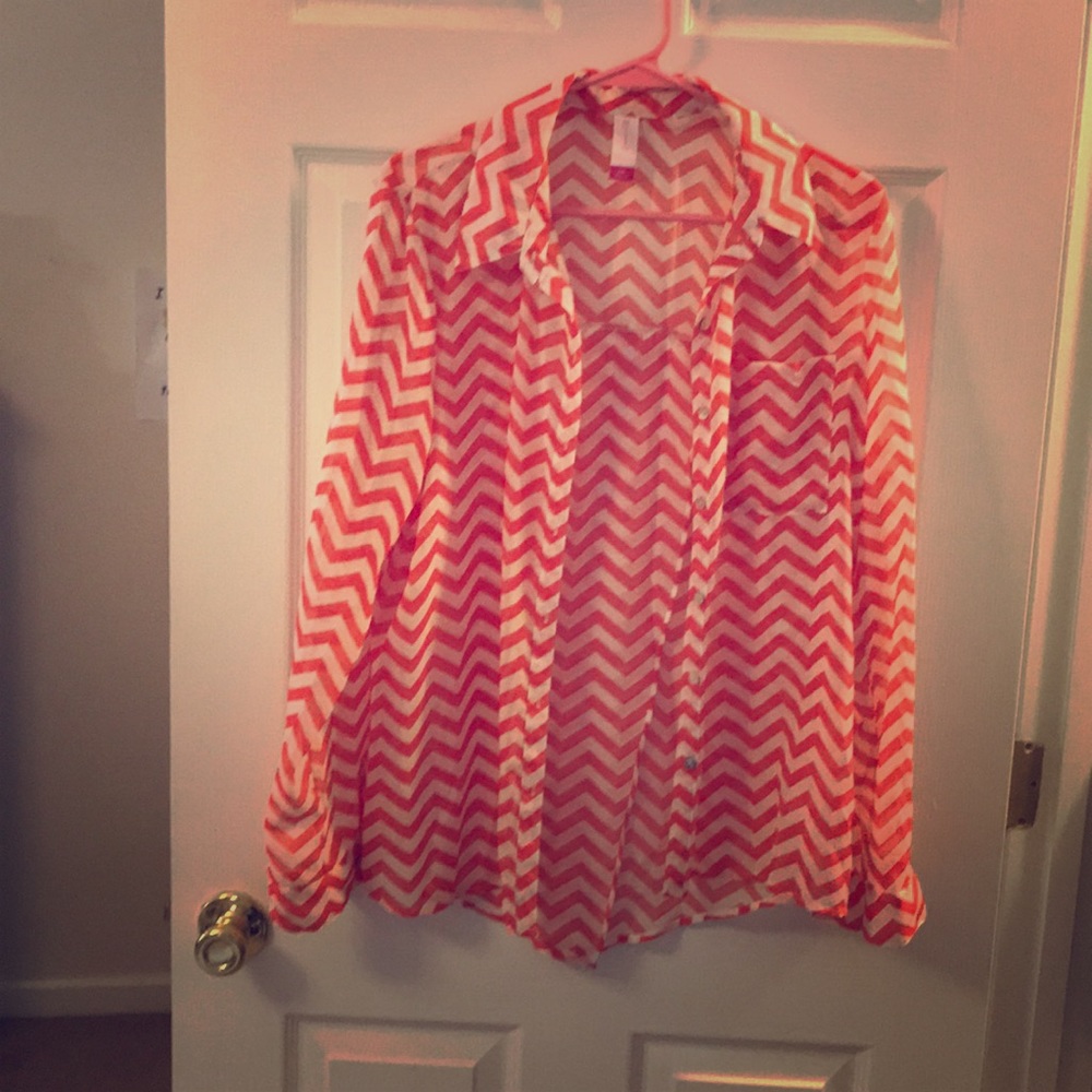 Button up, thin Blouse